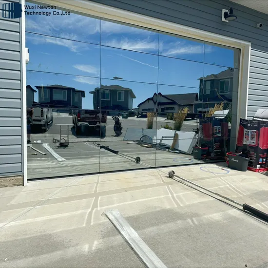 Vente chaude Porte de garage électrique avec porte piétonne