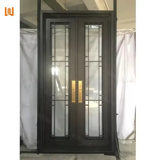 Porte d'entrée en fer forgé : dernières conceptions ; portes-fenêtres extérieures en fer personnalisées.