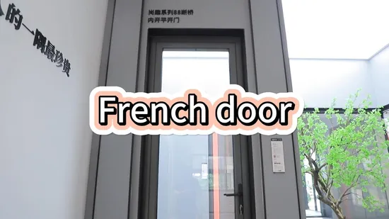 Porte-fenêtre française en verre trempé à haute efficacité énergétique avec cadre noir en alliage d'aluminium
