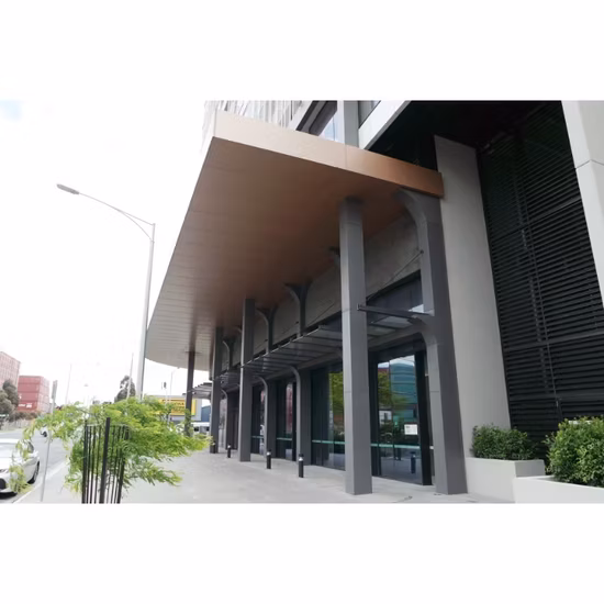 Fenêtres en aluminium sur mesure, étanches et coupe-vent, pour hôtels, villas et appartements