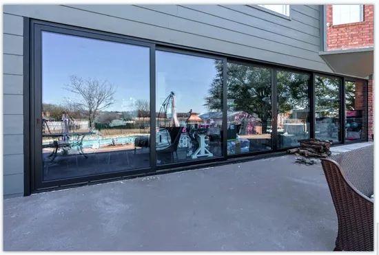 Porte-fenêtre coulissante extérieure en aluminium de grande taille